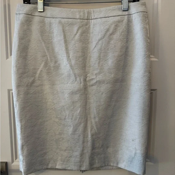 RW&CO. Ivory/Off-White Floral Jacquard Pencil Skirt - Cotton Blend - Size 8 - Picture 2 of 10